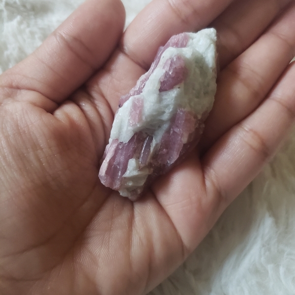 Pink Tourmaline - Picture 2 of 6